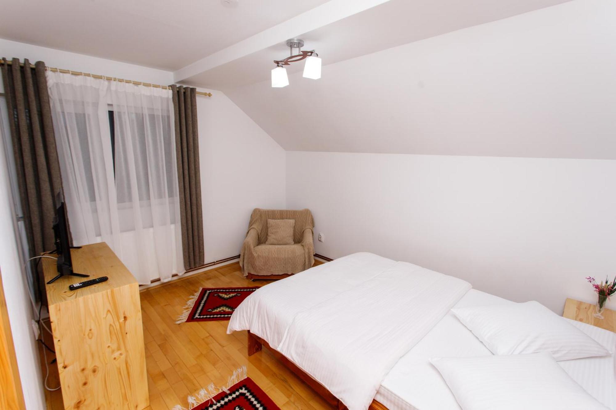 Casa Rumelia Paltineni 외부 사진