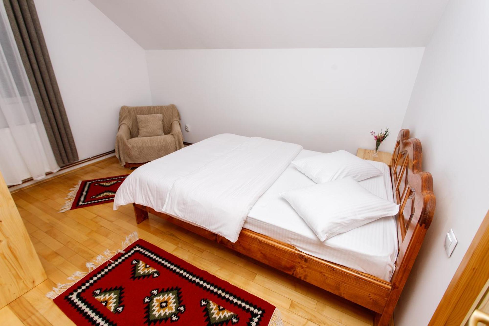 Casa Rumelia Paltineni 외부 사진
